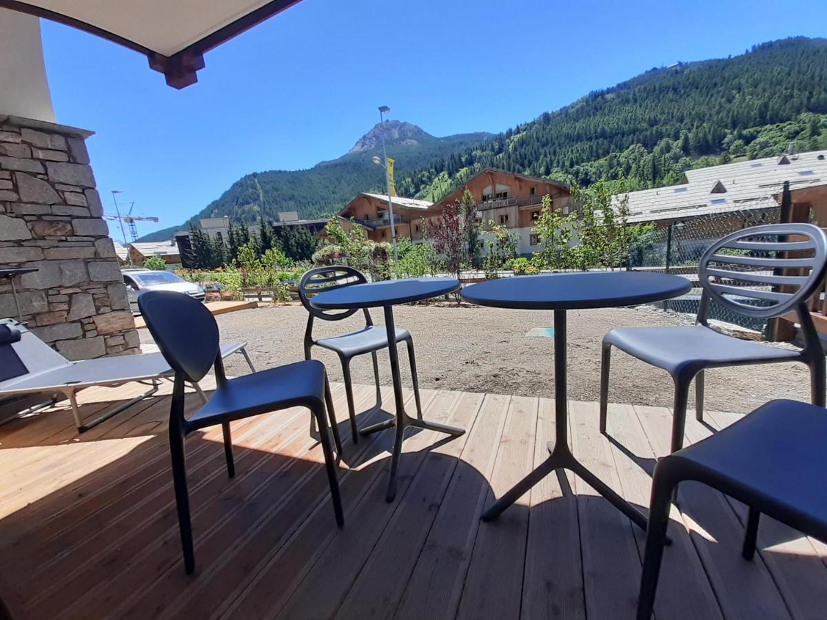 Superbe Appartement T3 4 Etoiles Terrasse Acces Spa Saint-Chaffrey Luaran gambar