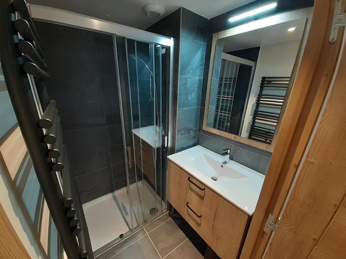 Superbe Appartement T3 4 Etoiles Terrasse Acces Spa Saint-Chaffrey Luaran gambar